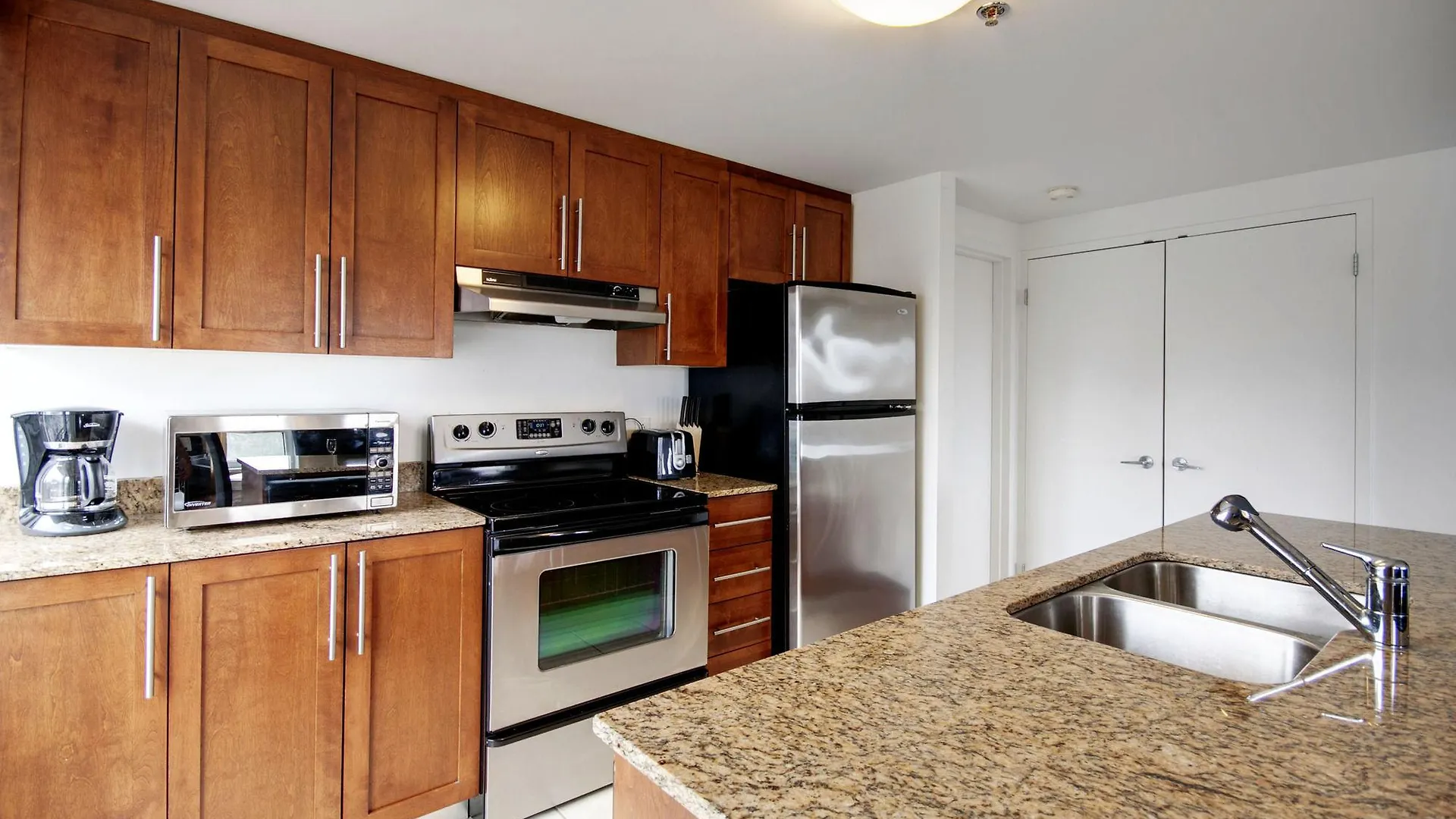 Montreal Luxury Apartments - Mosaique