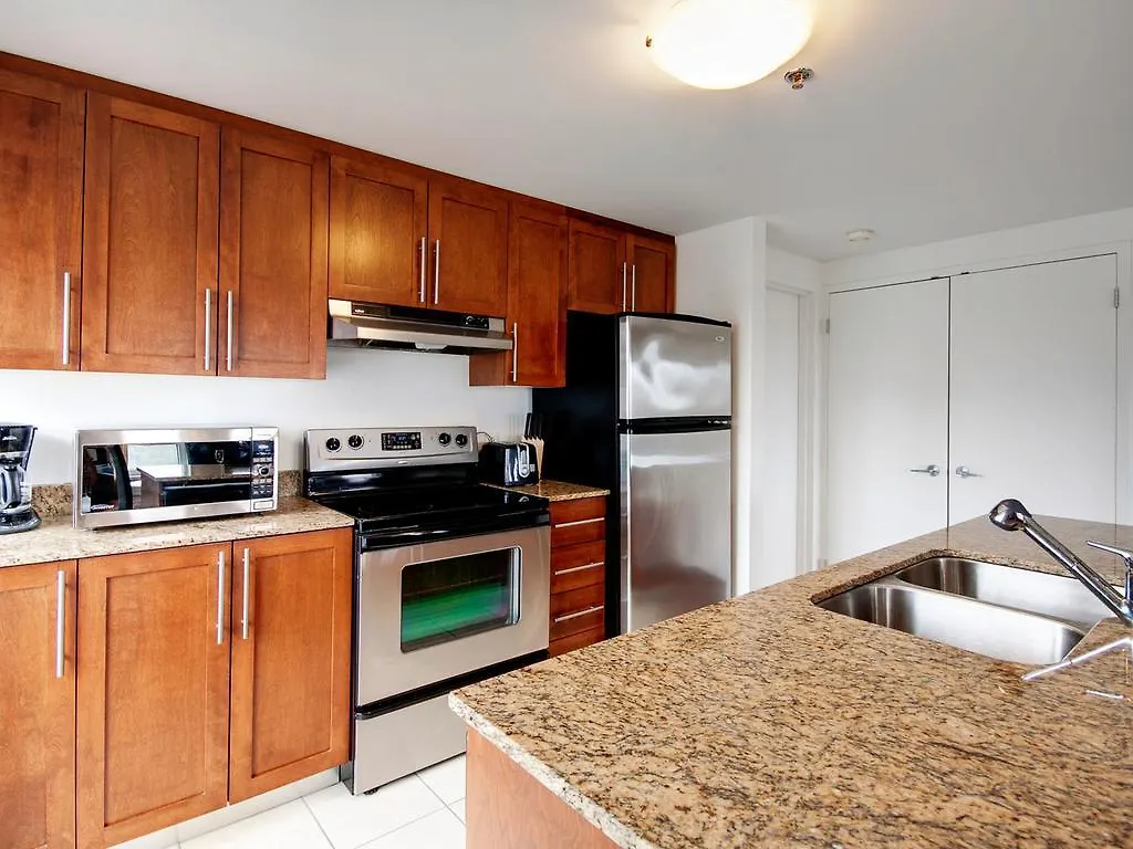 Montreal Luxury Apartments - Mosaique 캐나다